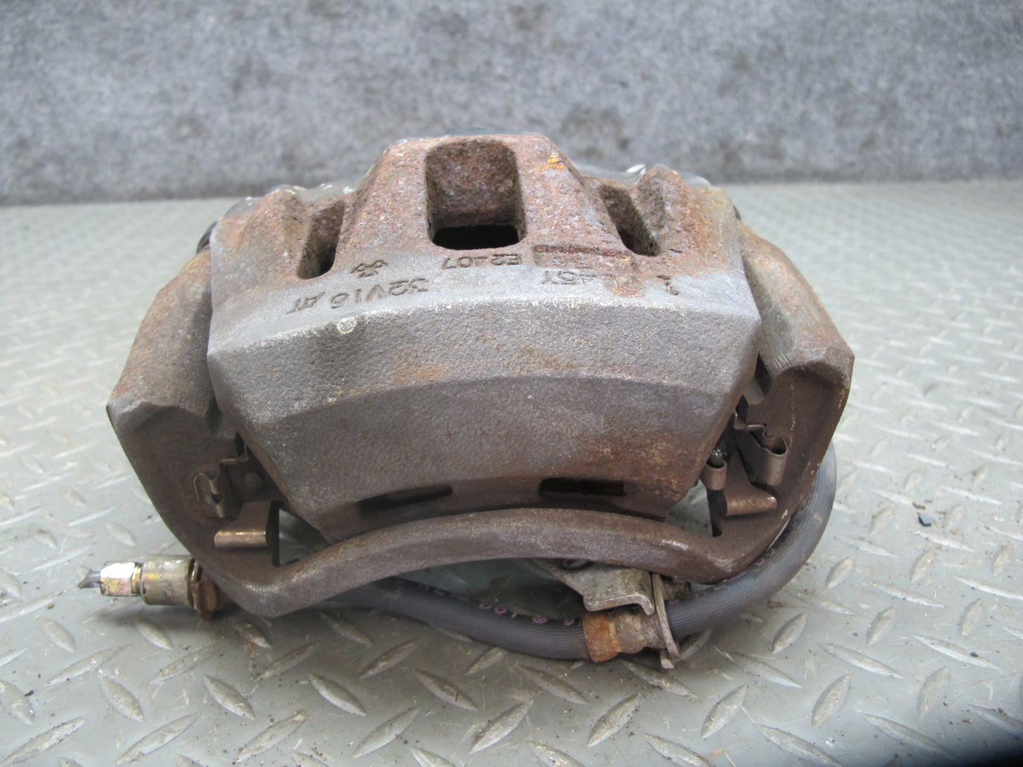 92-00 Lexus UZZ30L SC300 SC400 RWD Front Left & Right Brake Caliper Set OEM