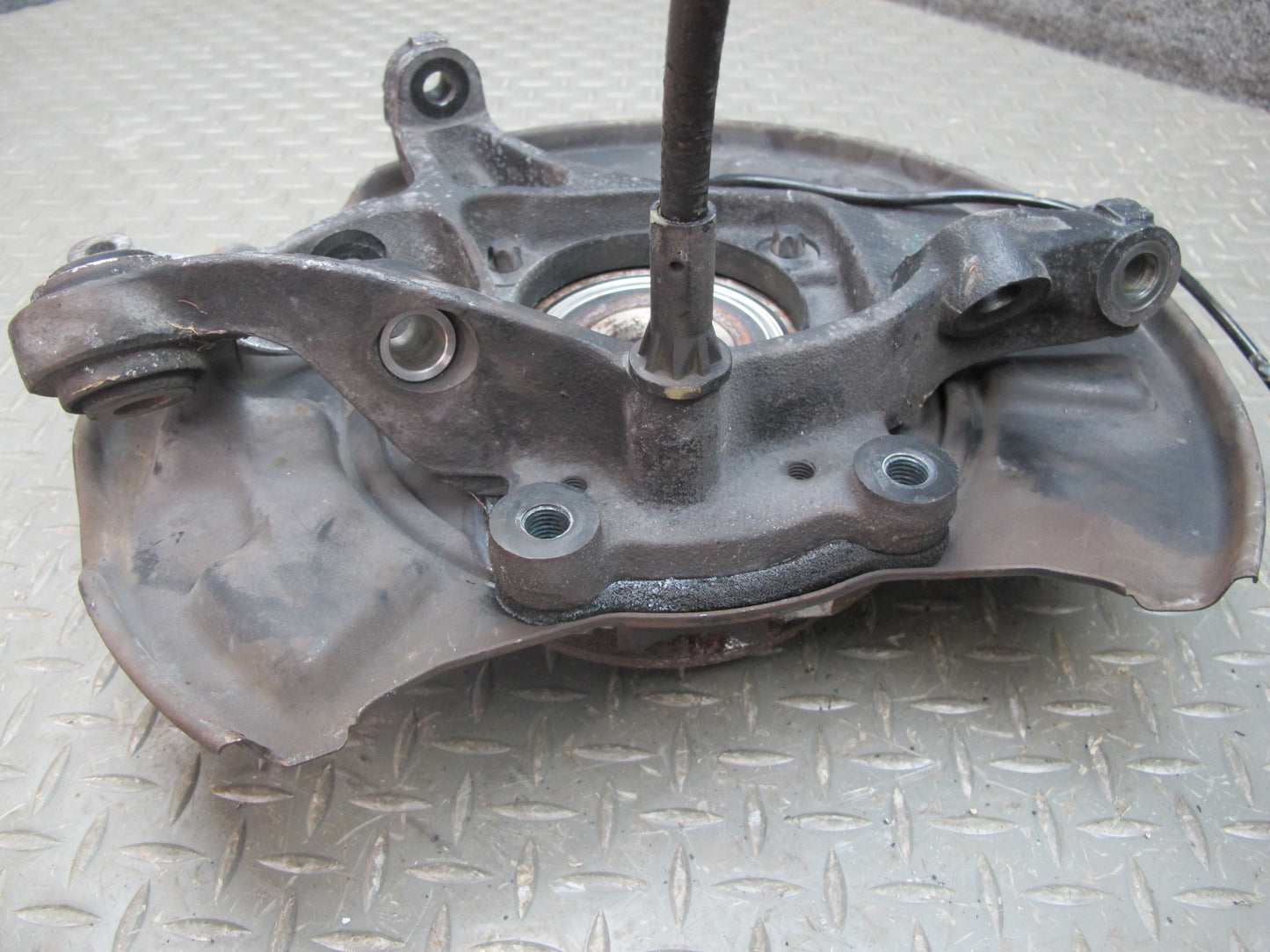 03-08 Mercedes R230 SL600 Rear Left Spindle Knuckle Wheel Hub Bearing 56K OEM