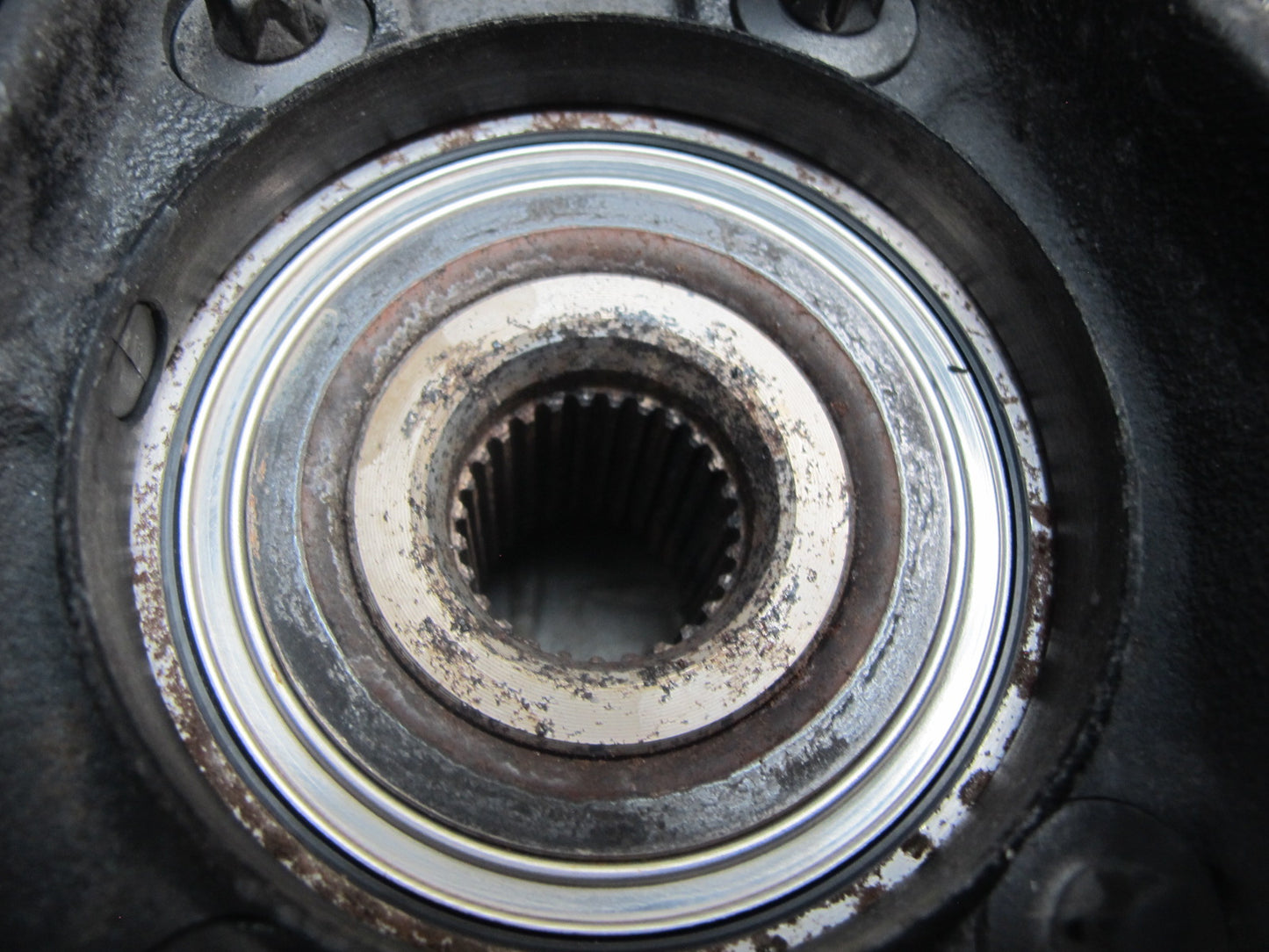 03-08 Mercedes R230 SL600 Rear Left Spindle Knuckle Wheel Hub Bearing 56K OEM