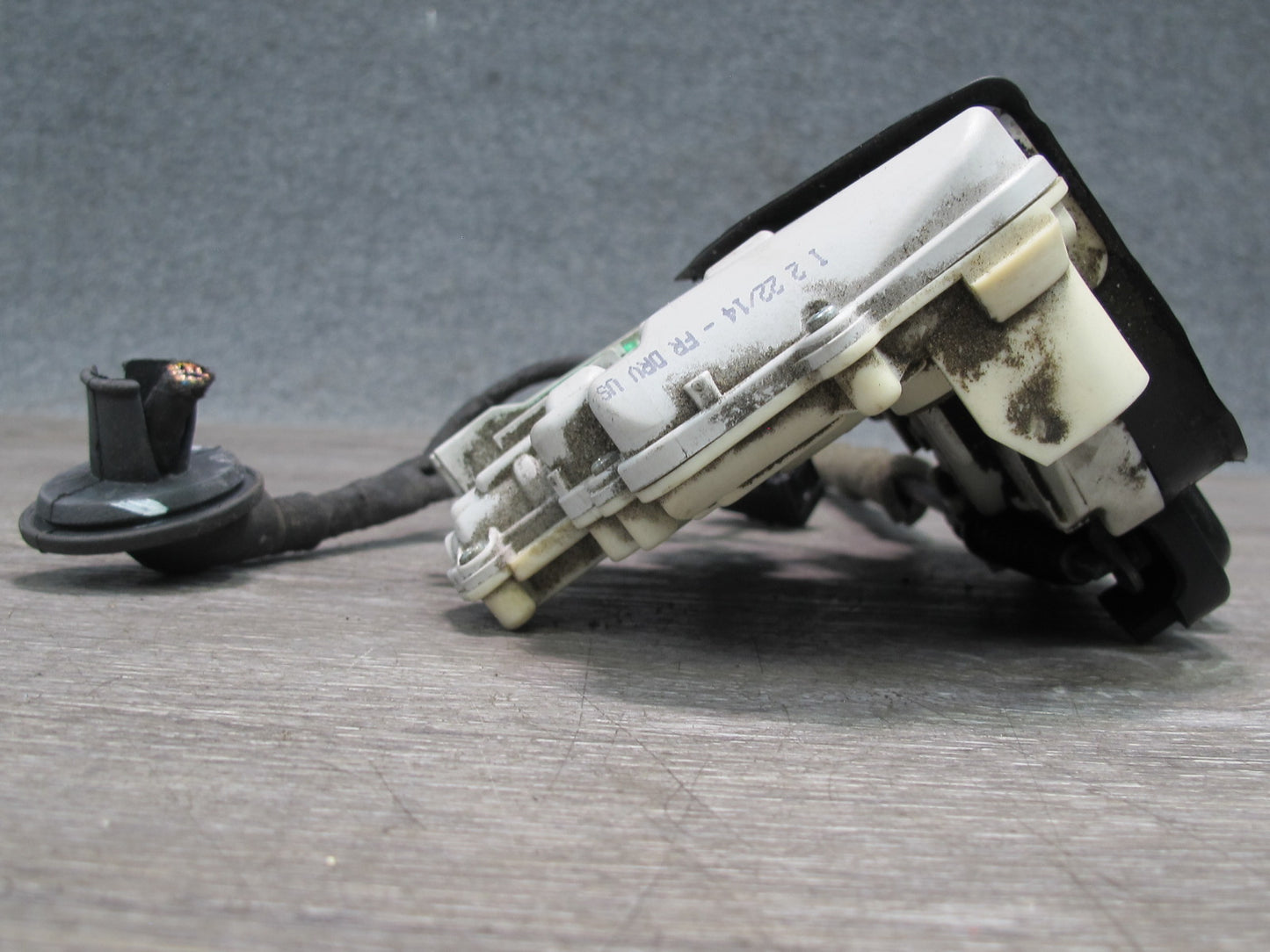 2013-2016 Porsche Panamera 970 Front Left Door Lock Latch Actuator