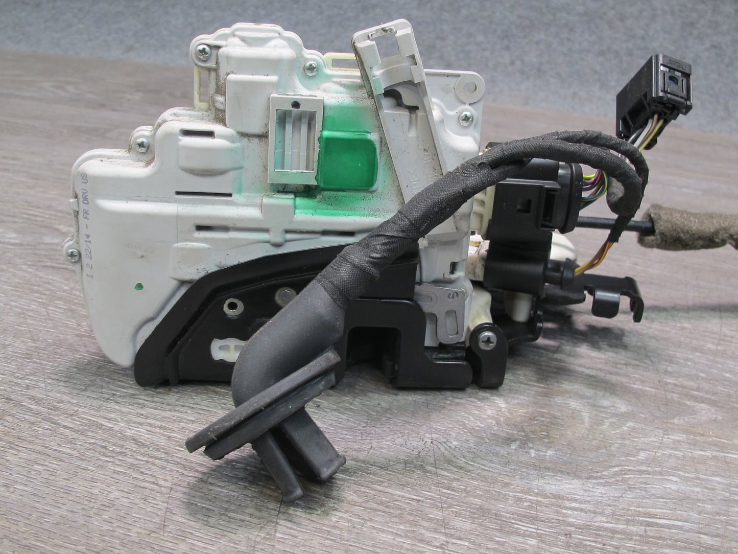 2013-2016 Porsche Panamera 970 Front Left Door Lock Latch Actuator