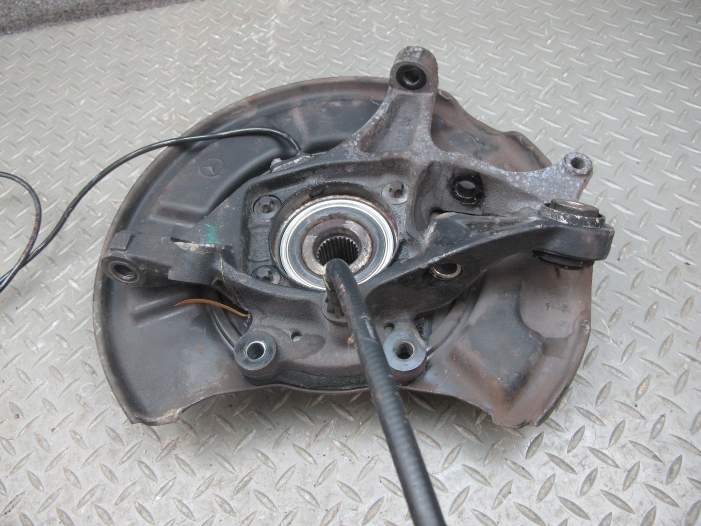 03-08 Mercedes R230 SL600 Rear Right Spindle Knuckle Wheel Hub Bearing 56K OEM