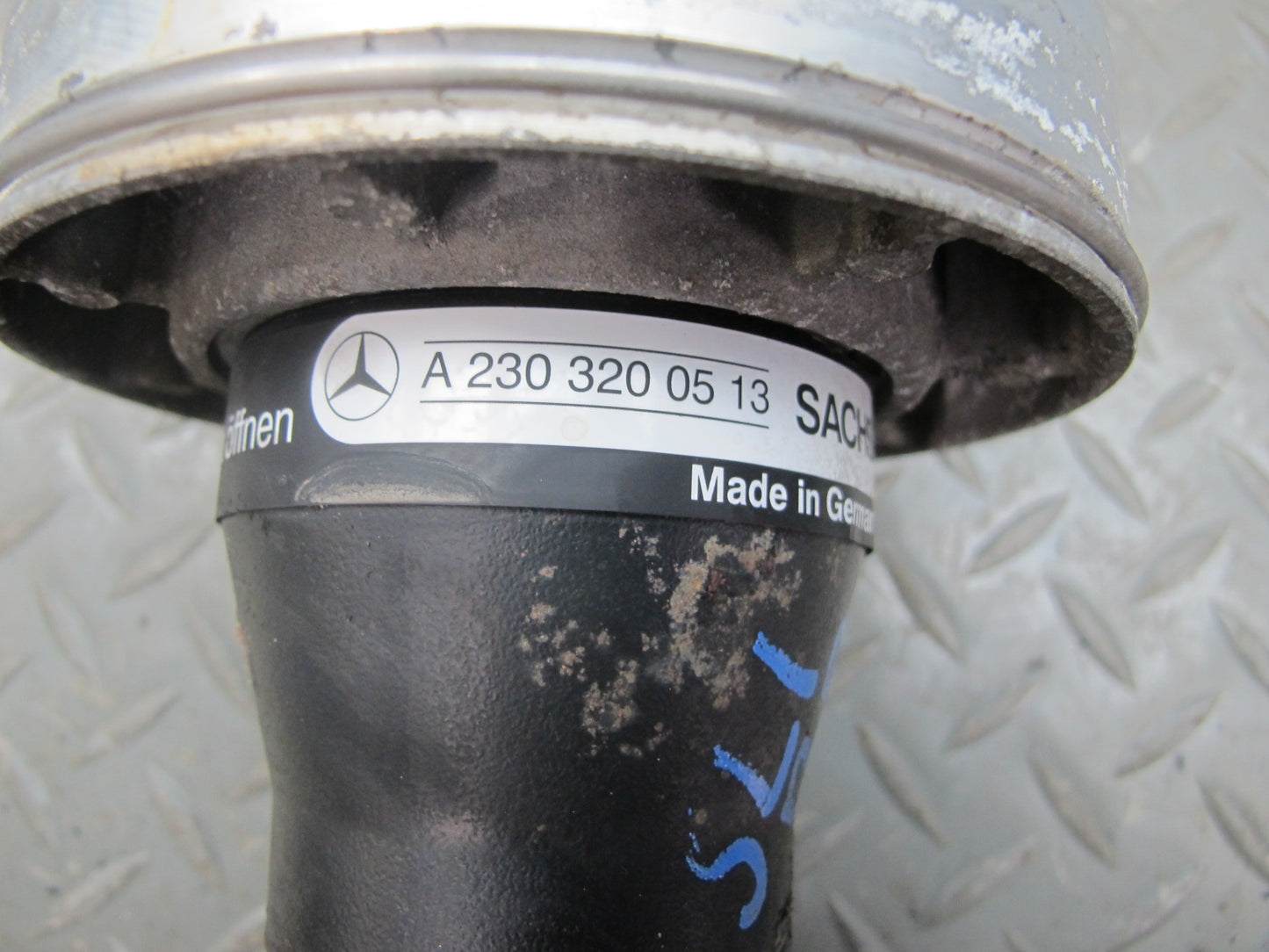 03-06 Mercedes R230 SL500 SL600 Rear Right ABC Hydraulic Shock Strut OEM