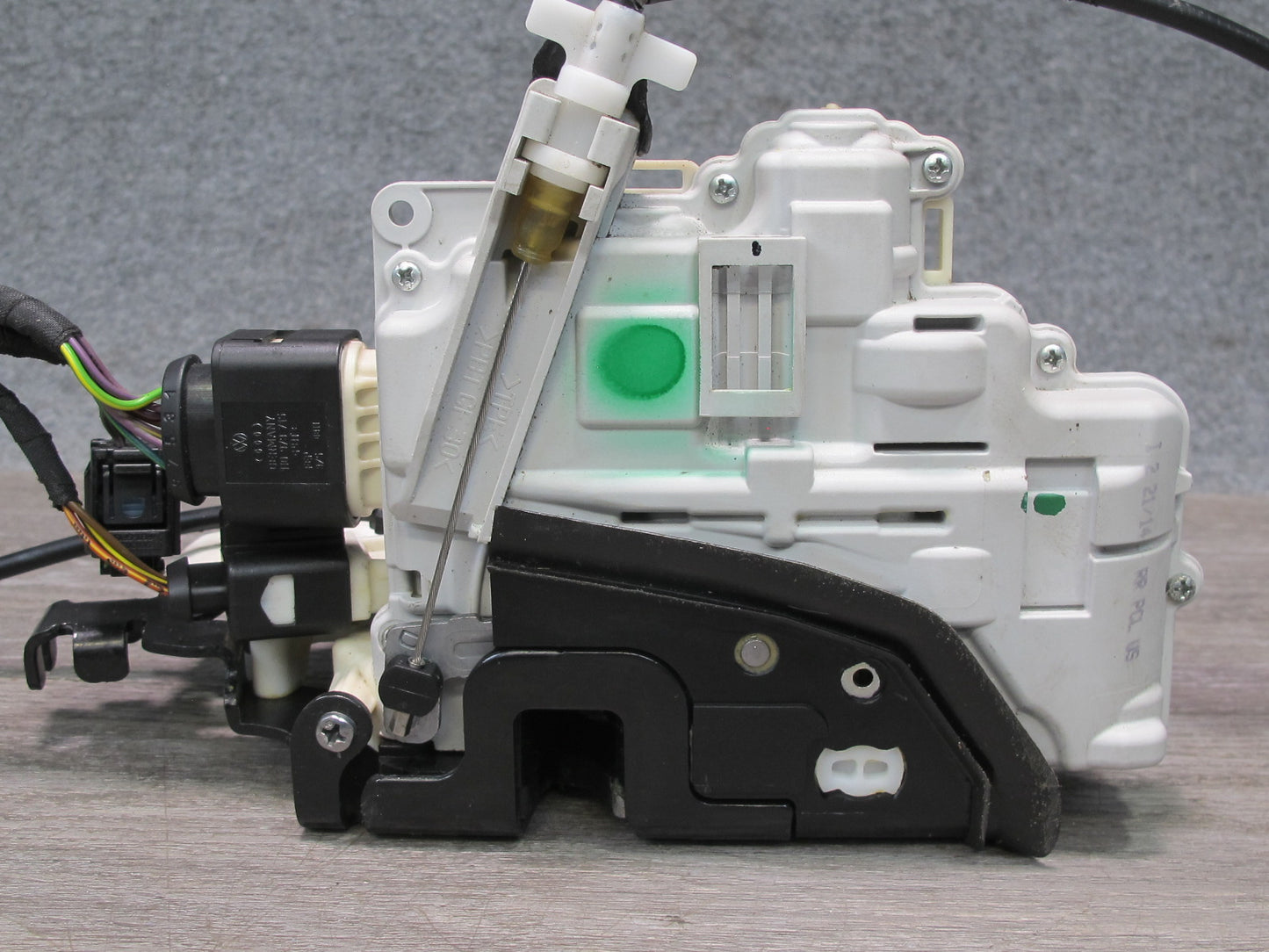 2010-2016 Porsche Panamera 970 Rear Right Door Lock Latch Actuator OEM