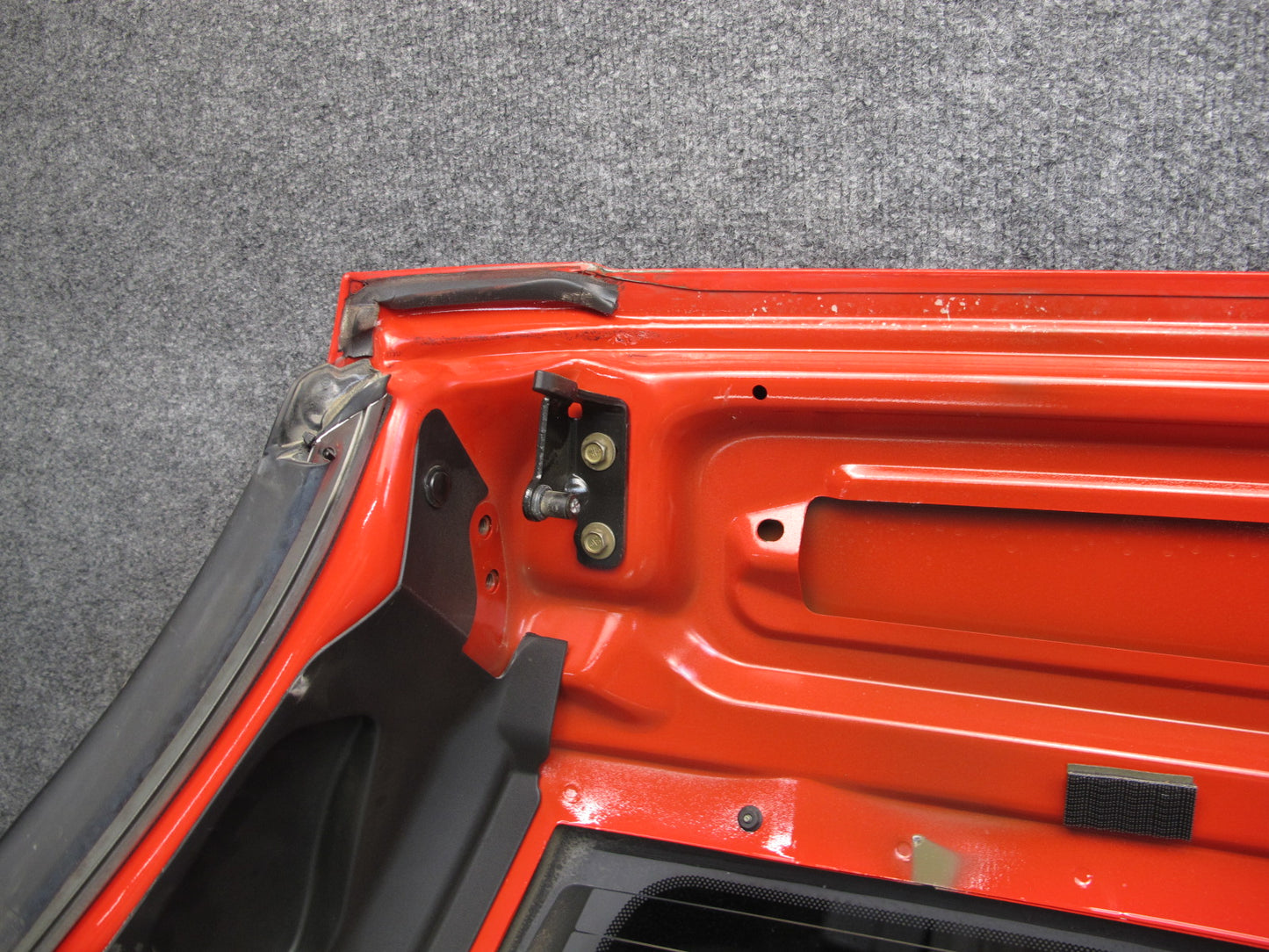 03-06 Chevrolet SSR Rear Roof Panel w Glass Assembly OEM