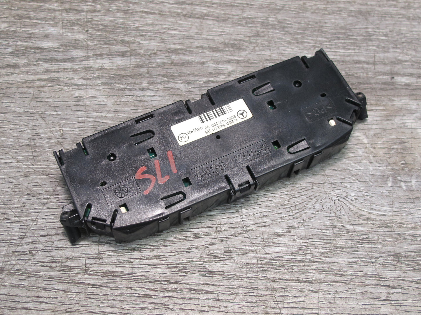 03-08 Mercedes R230 Sl-class PDC Parking Sensor Display Unit 2305420123 OEM