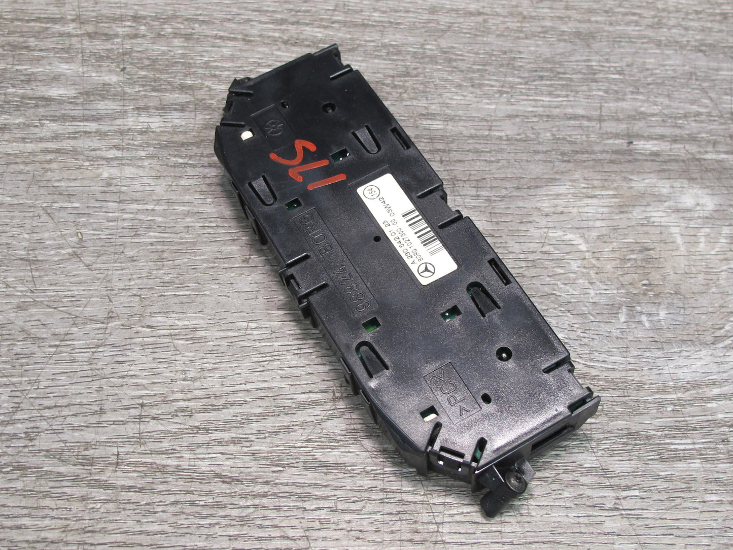 03-08 Mercedes R230 Sl-class PDC Parking Sensor Display Unit 2305420123 OEM