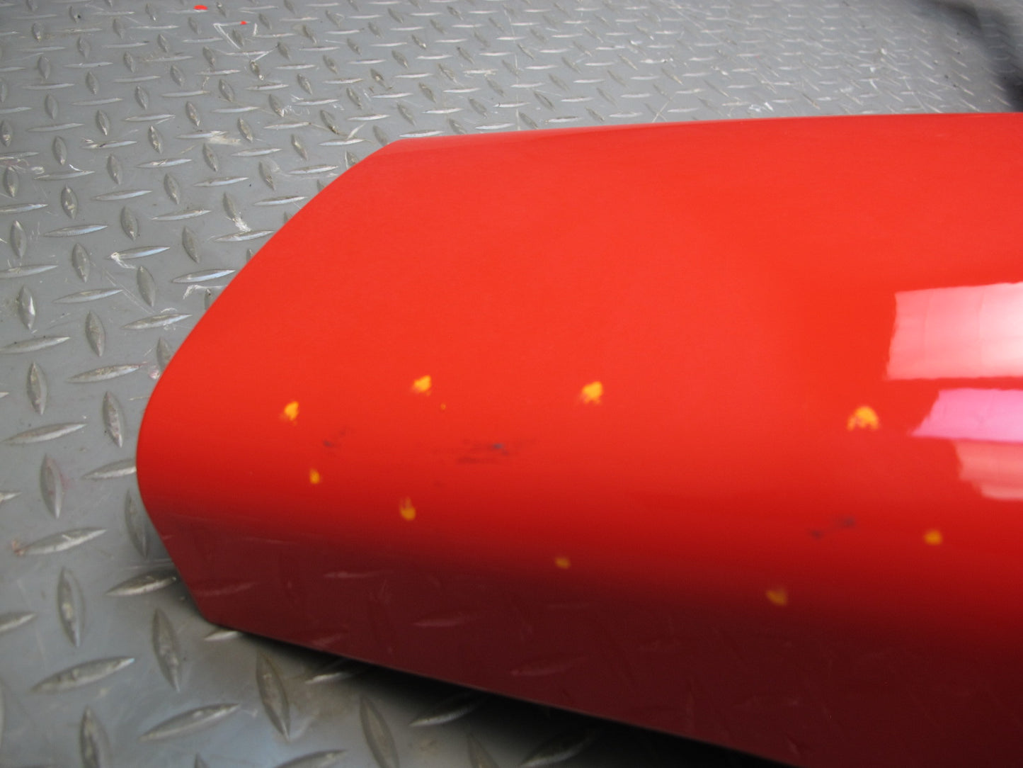 03-06 Chevrolet SSR Rear Interior Waterfall Upper Trim Panel RED 15103060 OEM