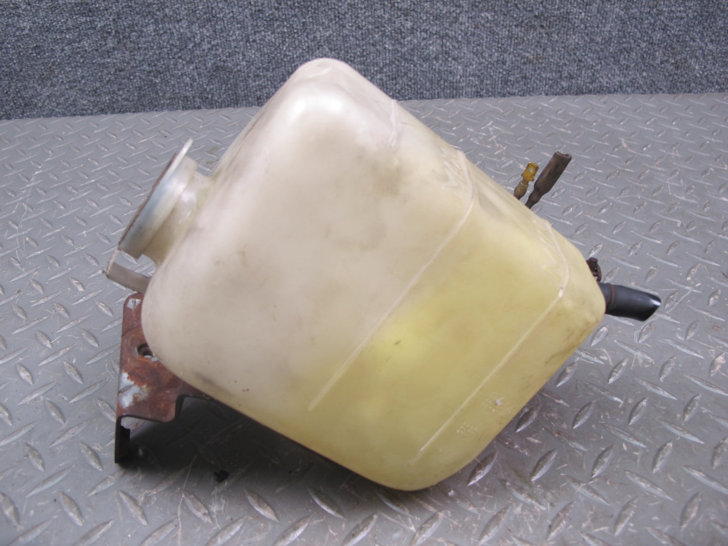79-83 Datsun Nissan 280ZX S130 NA Engine Coolant Expansion Reservoir Tank OEM