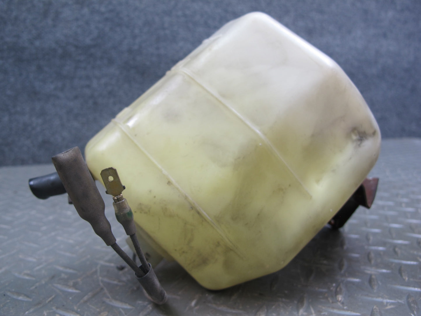 79-83 Datsun Nissan 280ZX S130 NA Engine Coolant Expansion Reservoir Tank OEM