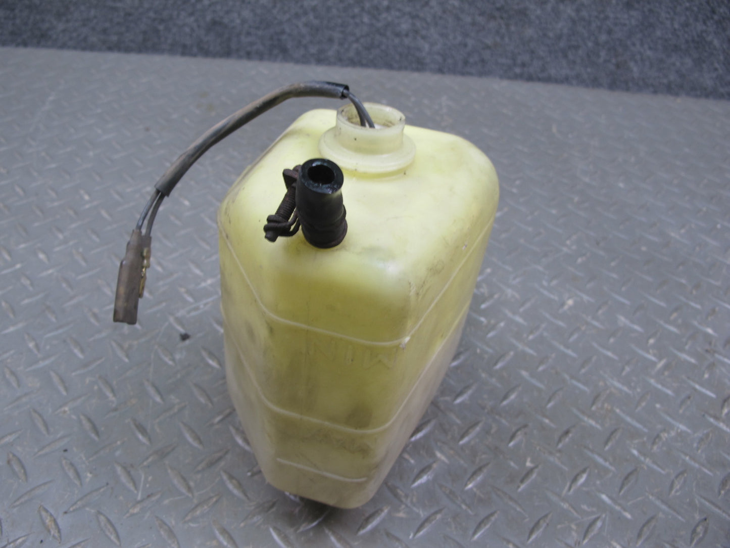 79-83 Datsun Nissan 280ZX S130 NA Engine Coolant Expansion Reservoir Tank OEM