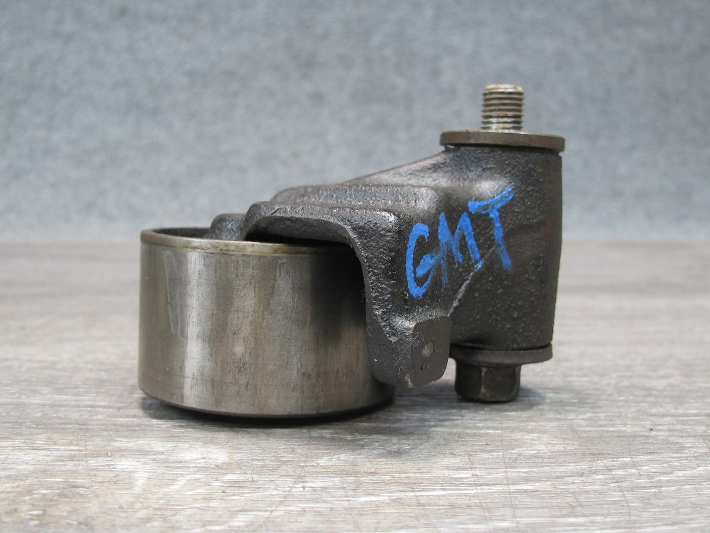 91-99 Mitsubishi 3000GT Engine Belt Tensioner w Pulley OEM