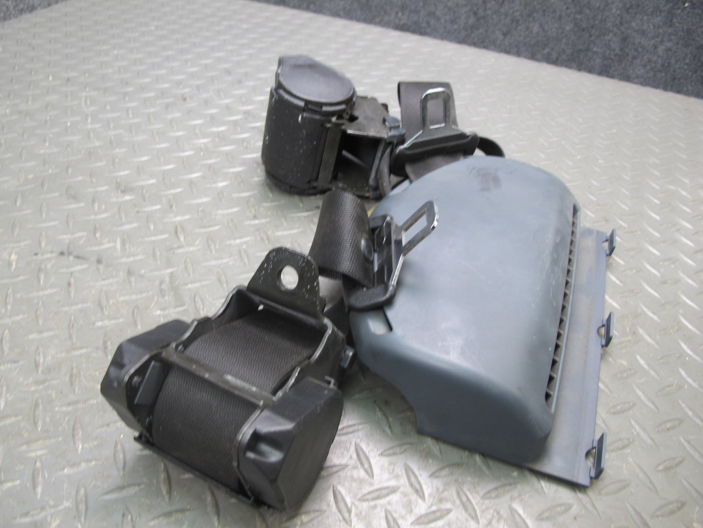 94-99 BMW E36 CONVERTIBLE FRONT & REAR LEFT RIGHT SIDE SEATBELT RETRACTOR W/ GUIDE SET OEM