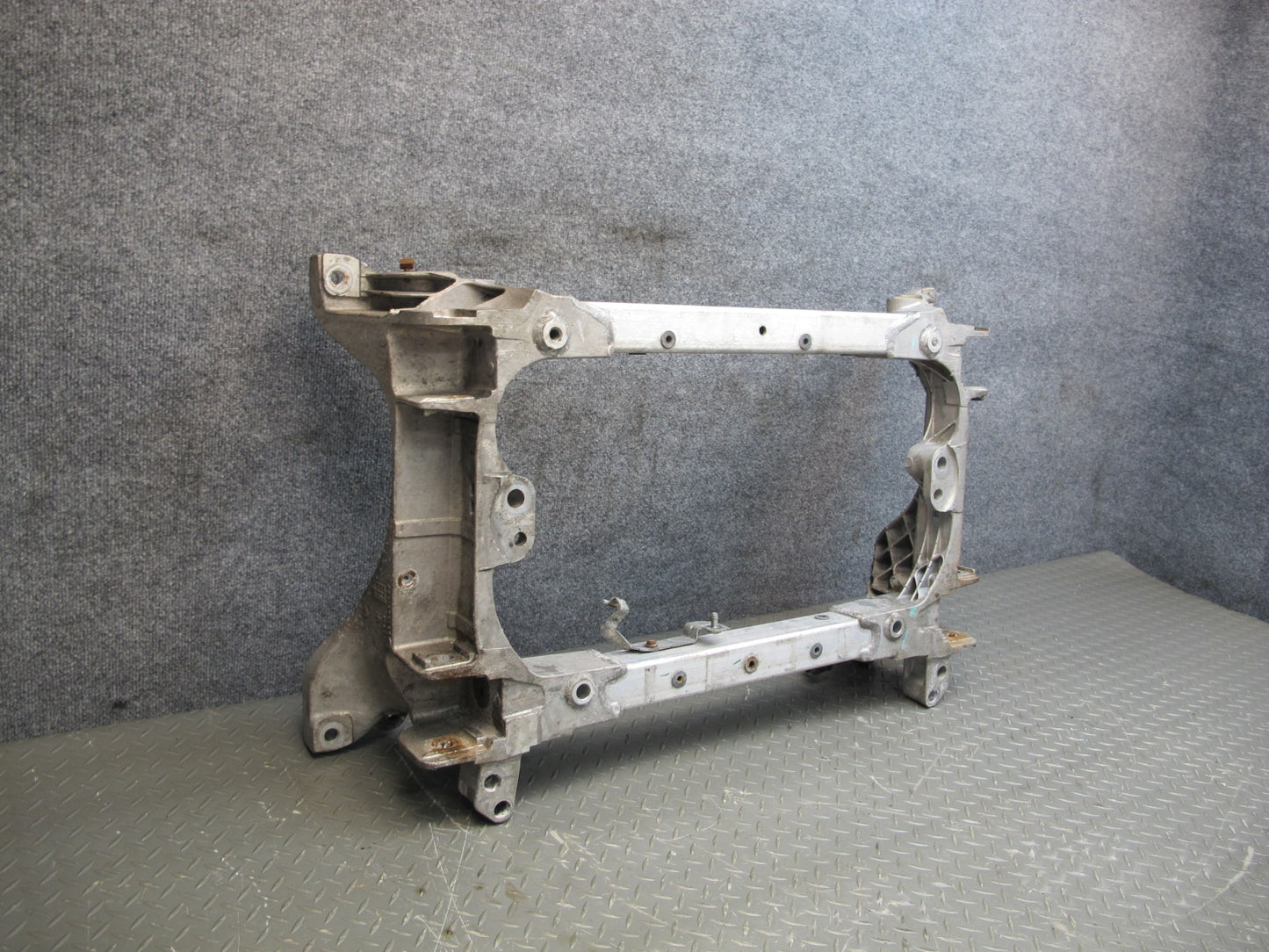 14-19 Maserati Ghibli SQ4 AWD Front Suspension Subframe Cradle Crossmember OEM
