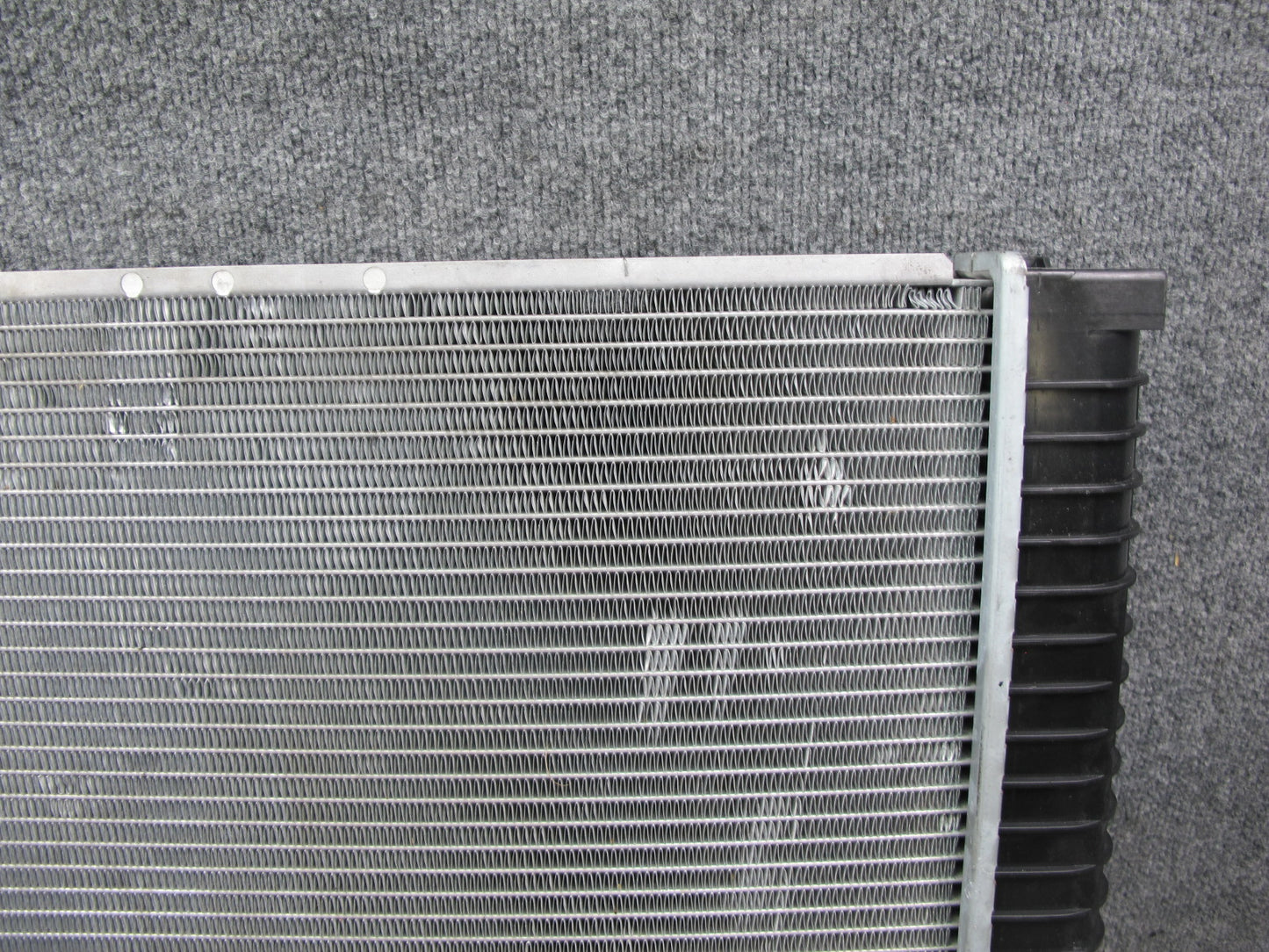 96-99 BMW E36 3-SERIES M52 Engine Cooling Radiator OEM