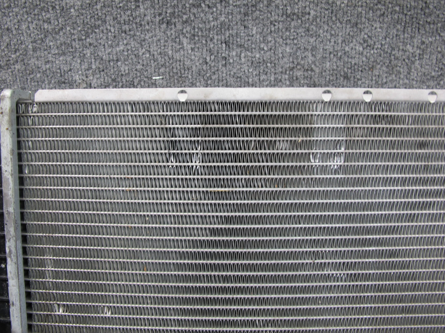 96-99 BMW E36 3-SERIES M52 Engine Cooling Radiator OEM