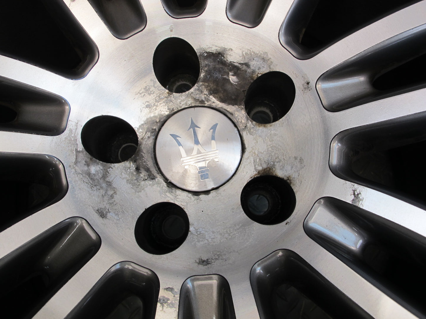 14-19 Maserati Ghibli Set of 4 Factory R20 20" Wheel Rim 20x10.5J 20x8.5J OEM