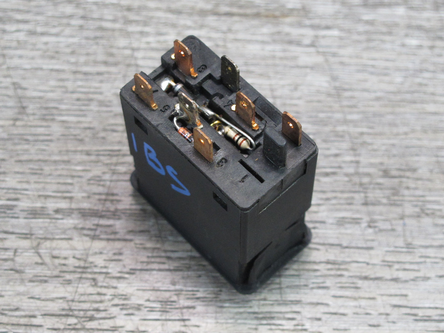83-89 BMW E24 Rear Heated Window Defrost Button Switch OEM