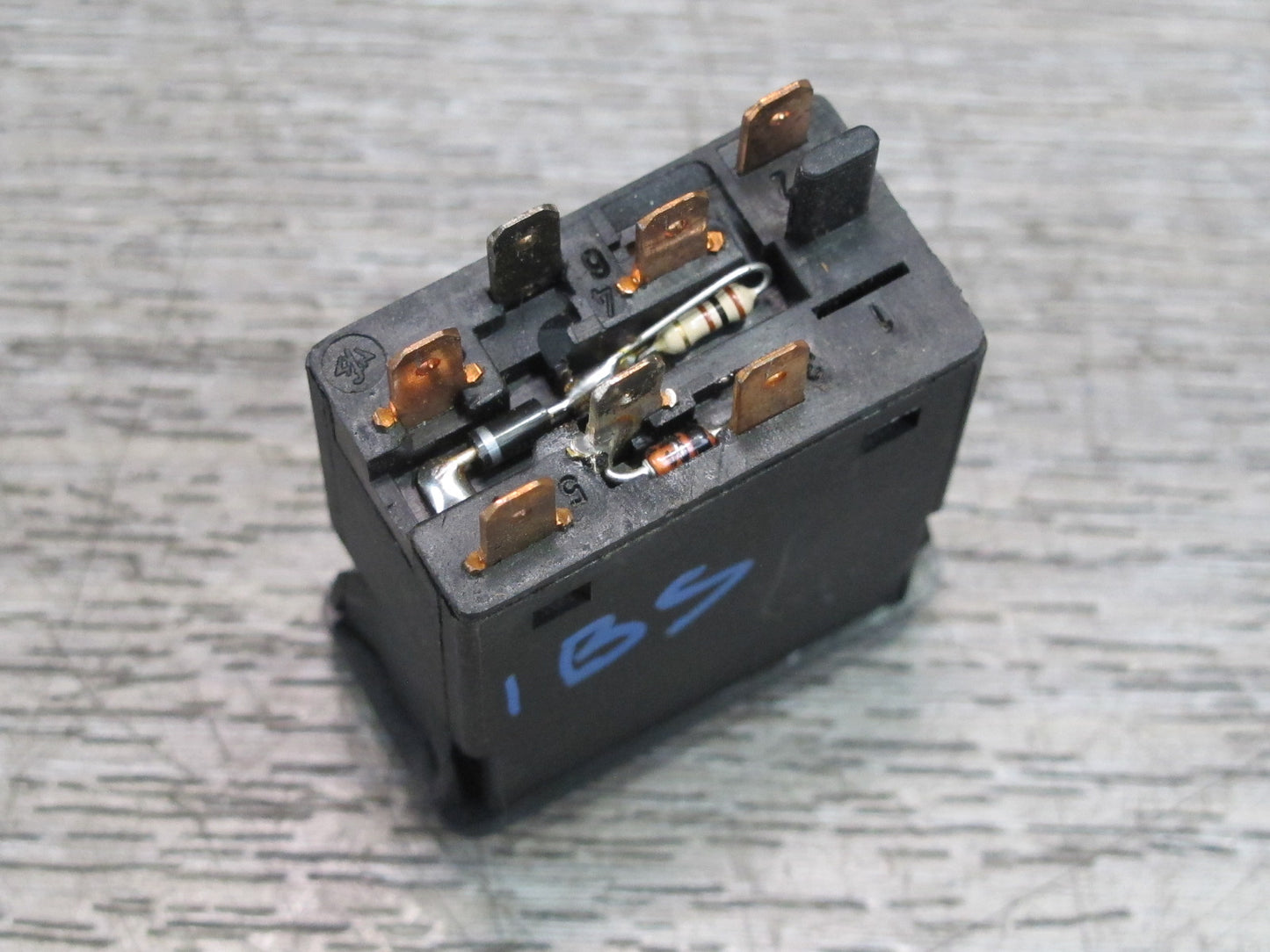 83-89 BMW E24 Rear Heated Window Defrost Button Switch OEM