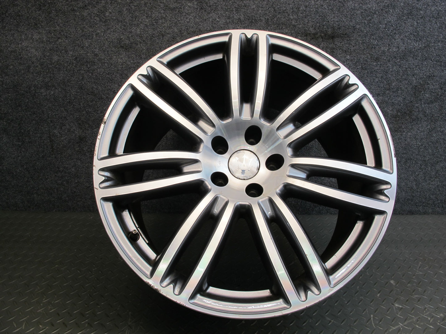 14-19 Maserati Ghibli Set of 4 Factory R20 20" Wheel Rim 20x10.5J 20x8.5J OEM