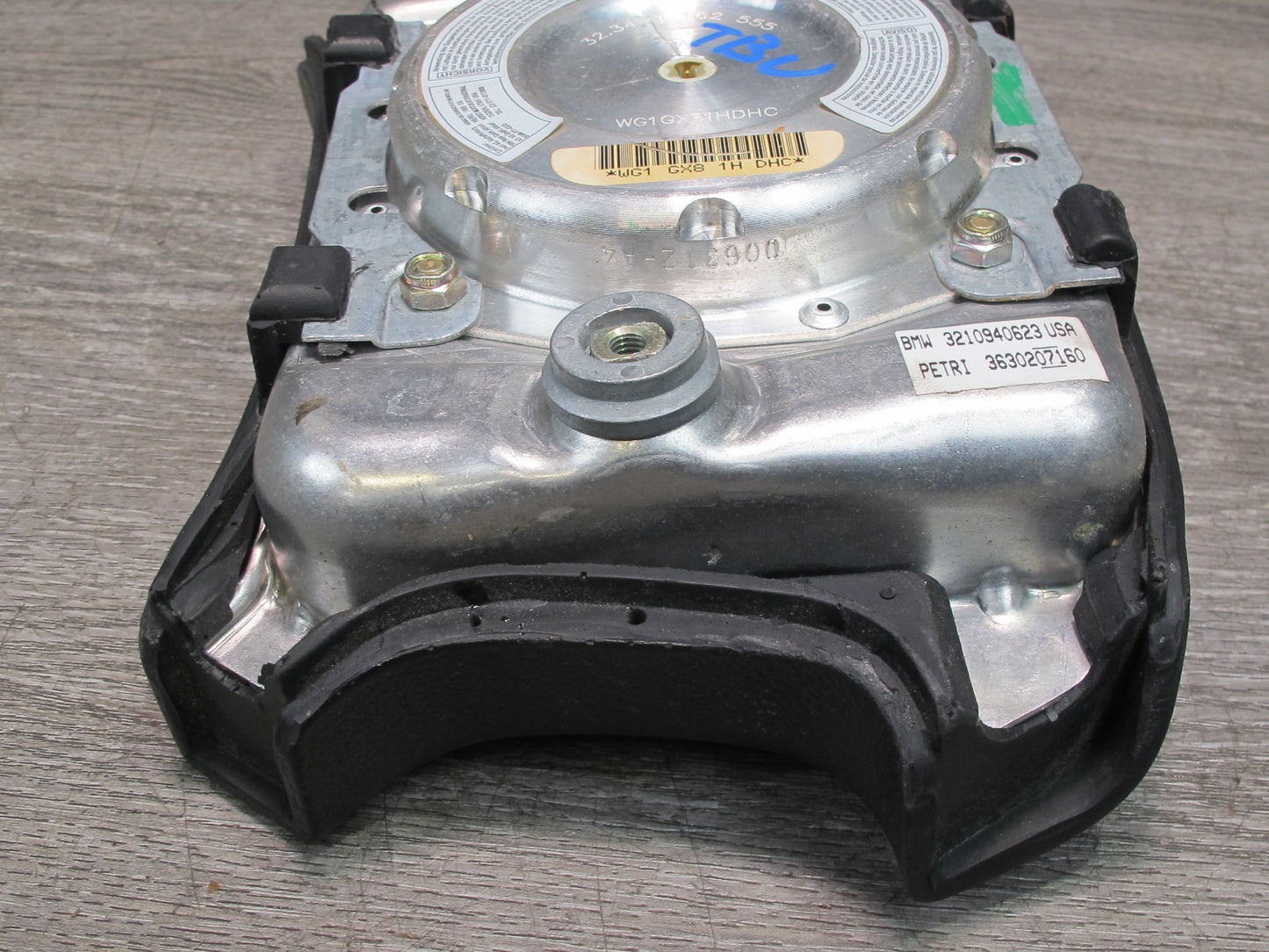 96-98 BMW E36 3-SERIES CONVERTIBLE FRONT LEFT DRIVER SIDE STEERING WHEEL SRS AIRBAG OEM