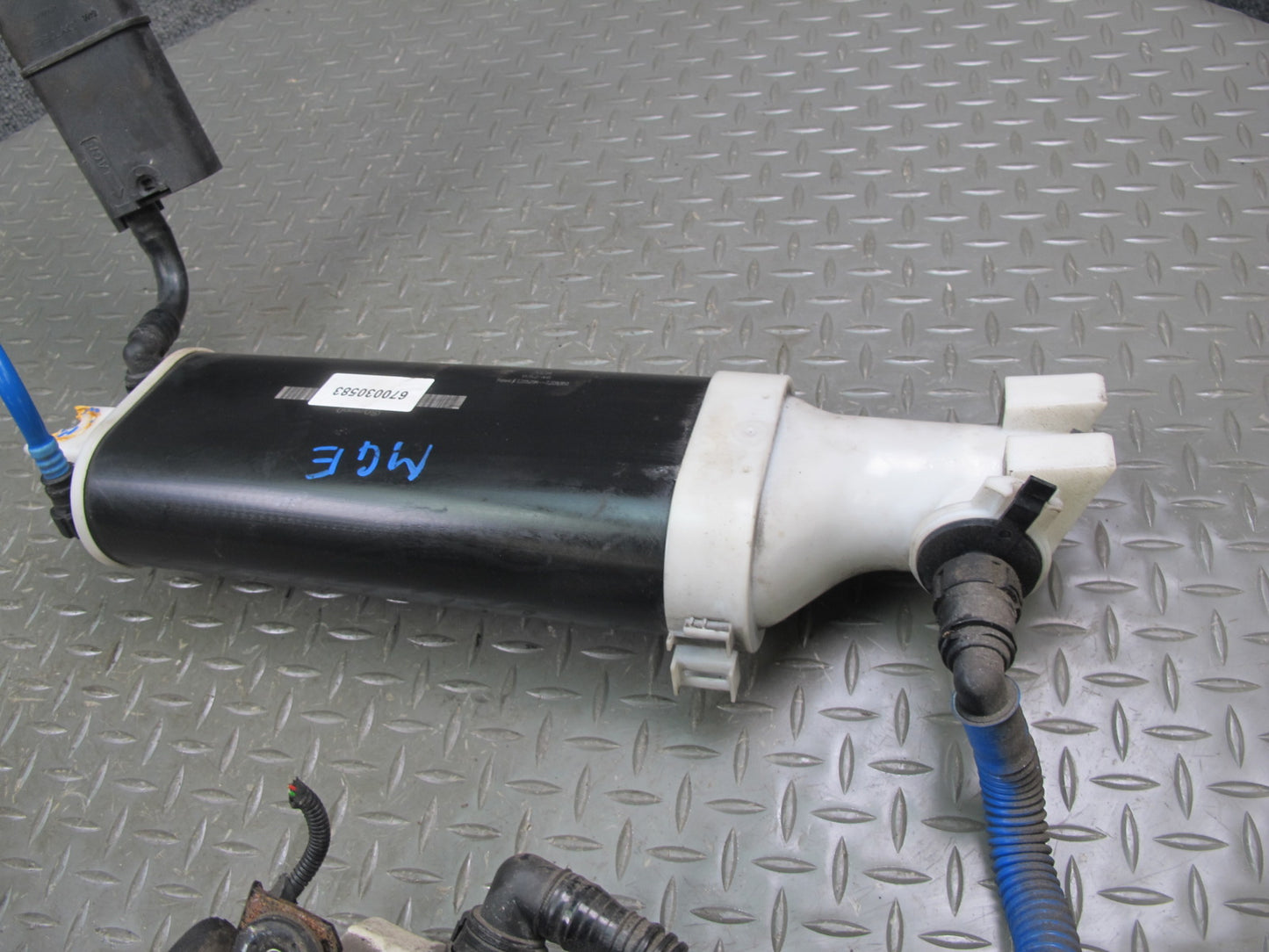 14-17 Maserati Ghibli Fuel Vapor Canister w Leak Detection Pump & Hose OEM