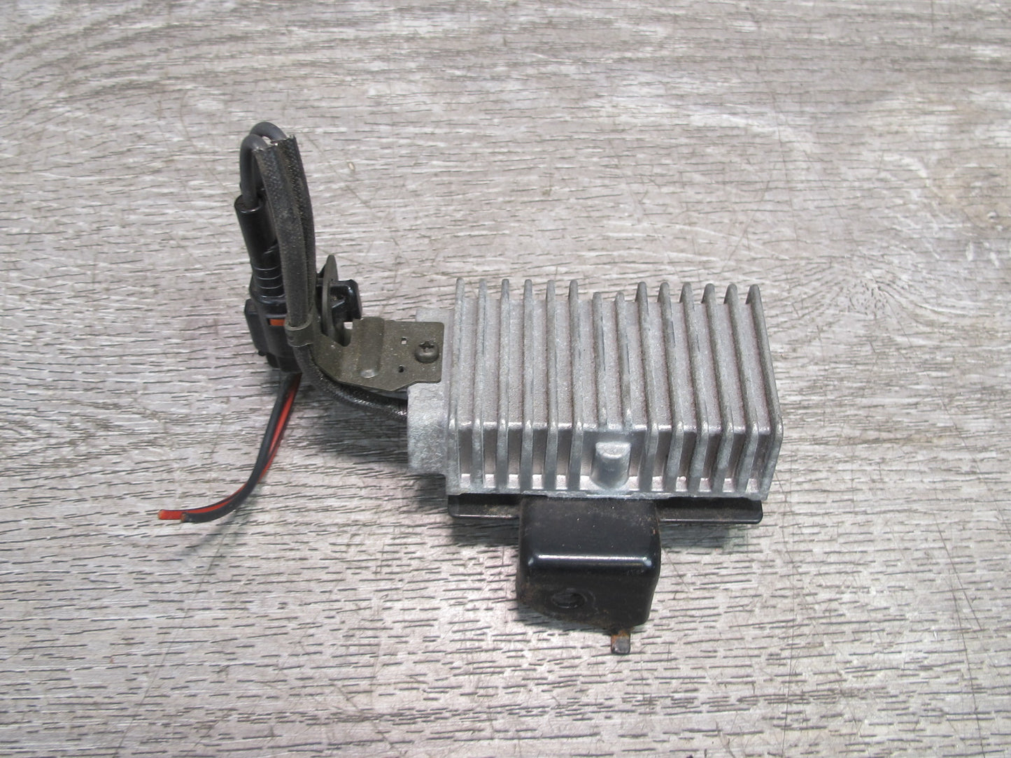 04-06 Lexus UCF30L LS430 Fuel Pump Resistor Module 23080-50140 OEM
