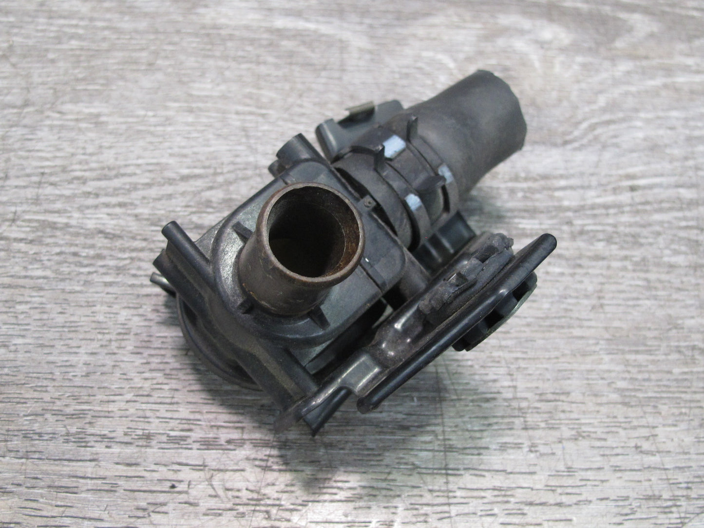 01-06 Lexus UCF30L LS430 Hvac Heater Control Water Valve OEM