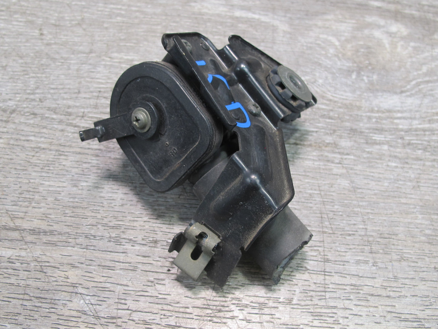 01-06 Lexus UCF30L LS430 Hvac Heater Control Water Valve OEM