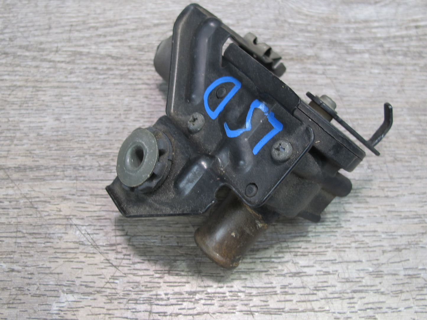 01-06 Lexus UCF30L LS430 Hvac Heater Control Water Valve OEM