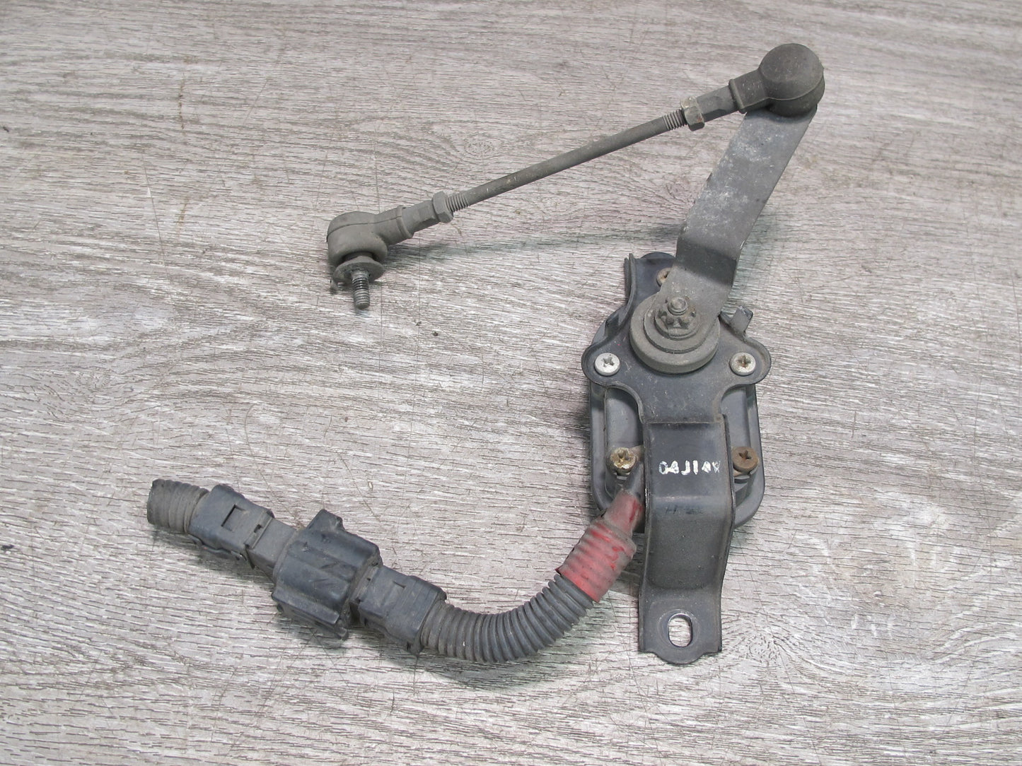 01-06 Lexus UCF30L LS430 Front Left Suspension Height Level Sensor OEM