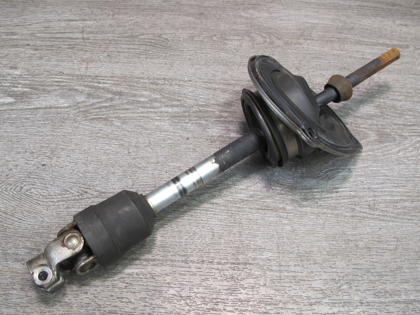 01-06 Lexus UCF30L LS430 Steering Column Lower U Joint Shaft OEM