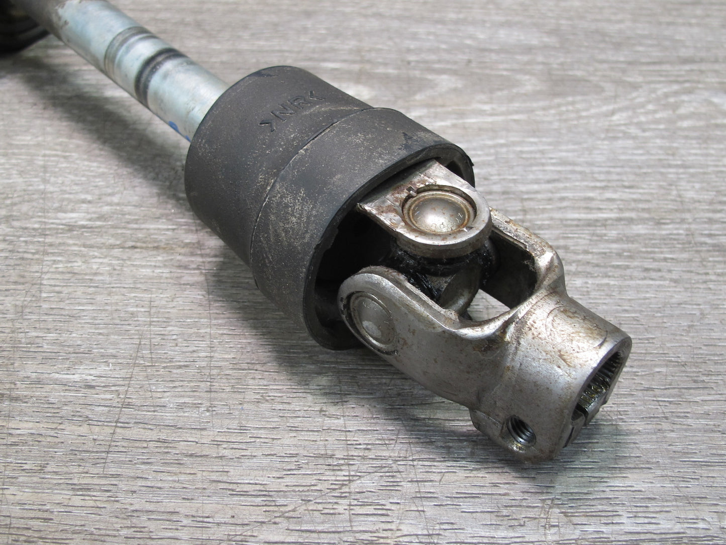 01-06 Lexus UCF30L LS430 Steering Column Lower U Joint Shaft OEM