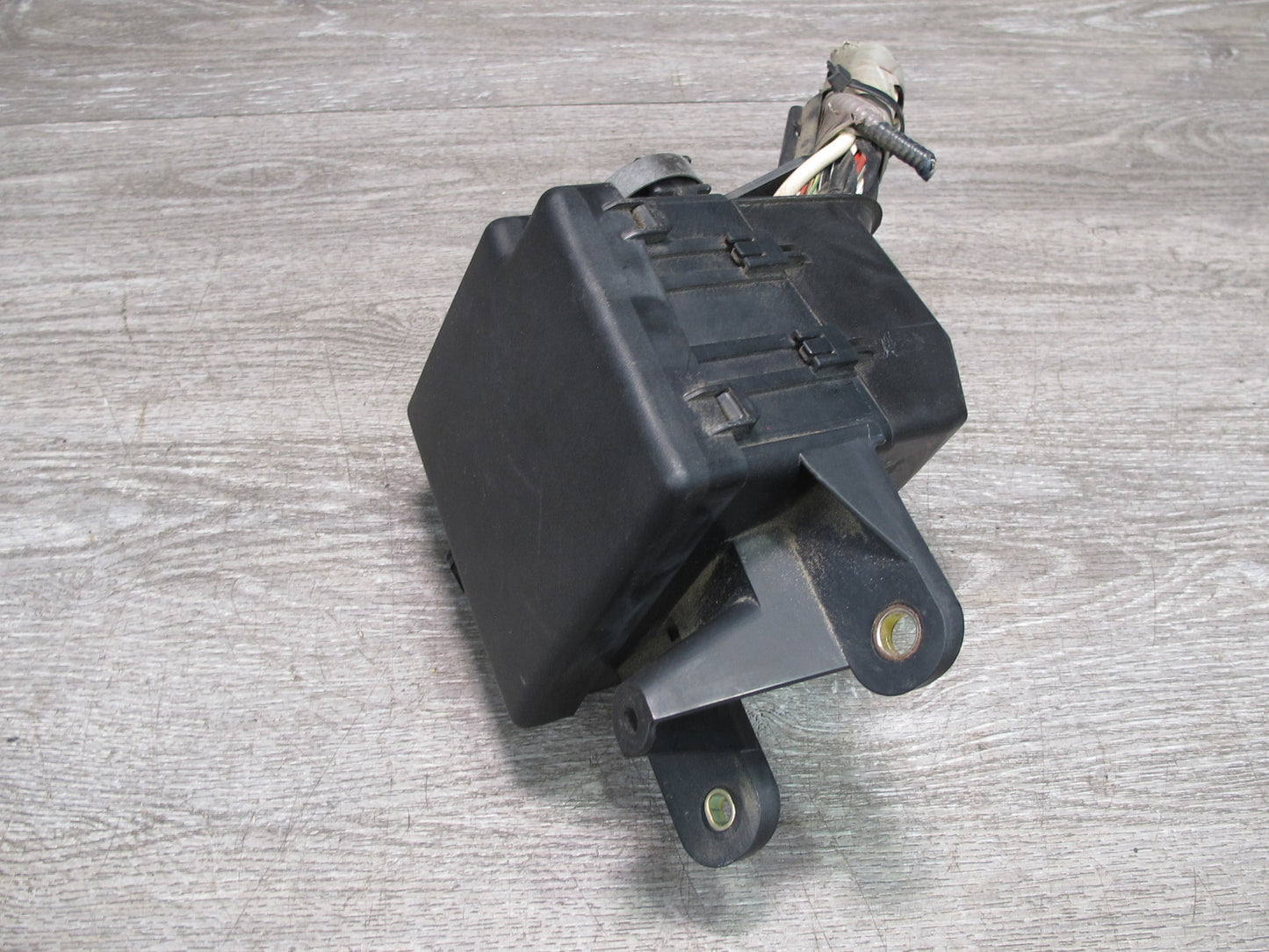 01-06 Lexus UCF30L LS430 Junction Fuse Relay Box Module OEM