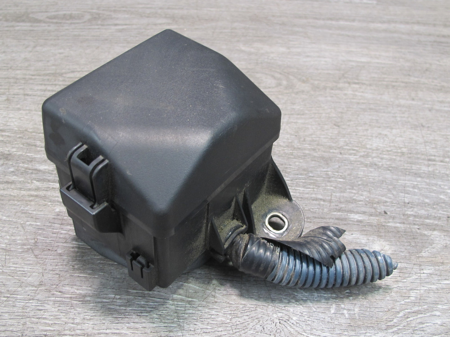 01-06 Lexus UCF30L LS430 Junction Fuse Relay Box Module OEM