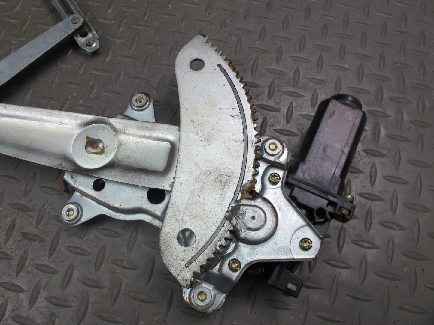86-92 Toyota Supra MA71 Right Door Window Regulator w Motor OEM