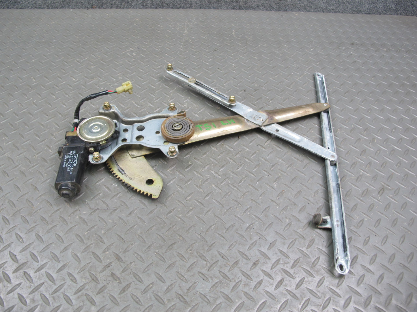 86-92 Toyota Supra MA71 Left Door Window Regulator w Motor OEM