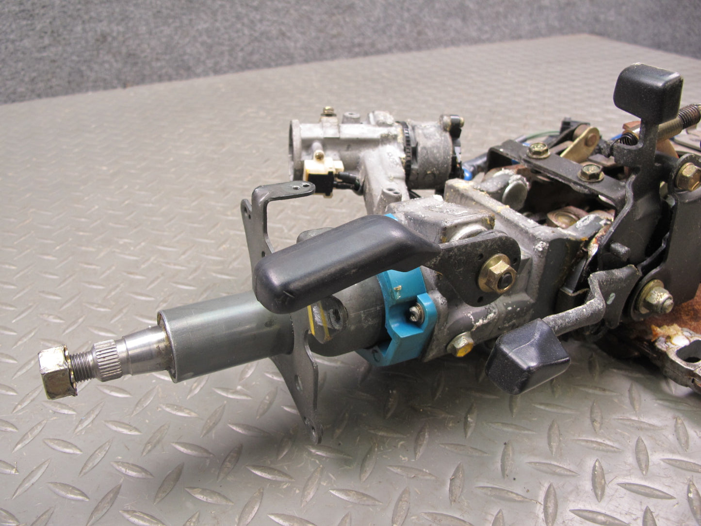 87-88 Toyota Supra MA71 Steering Column Assembly OEM