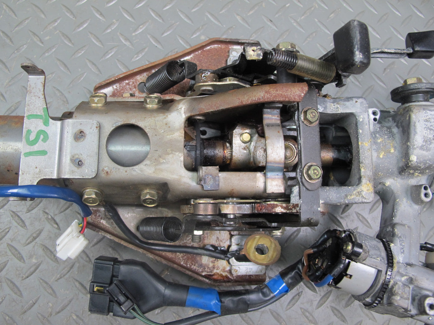 87-88 Toyota Supra MA71 Steering Column Assembly OEM