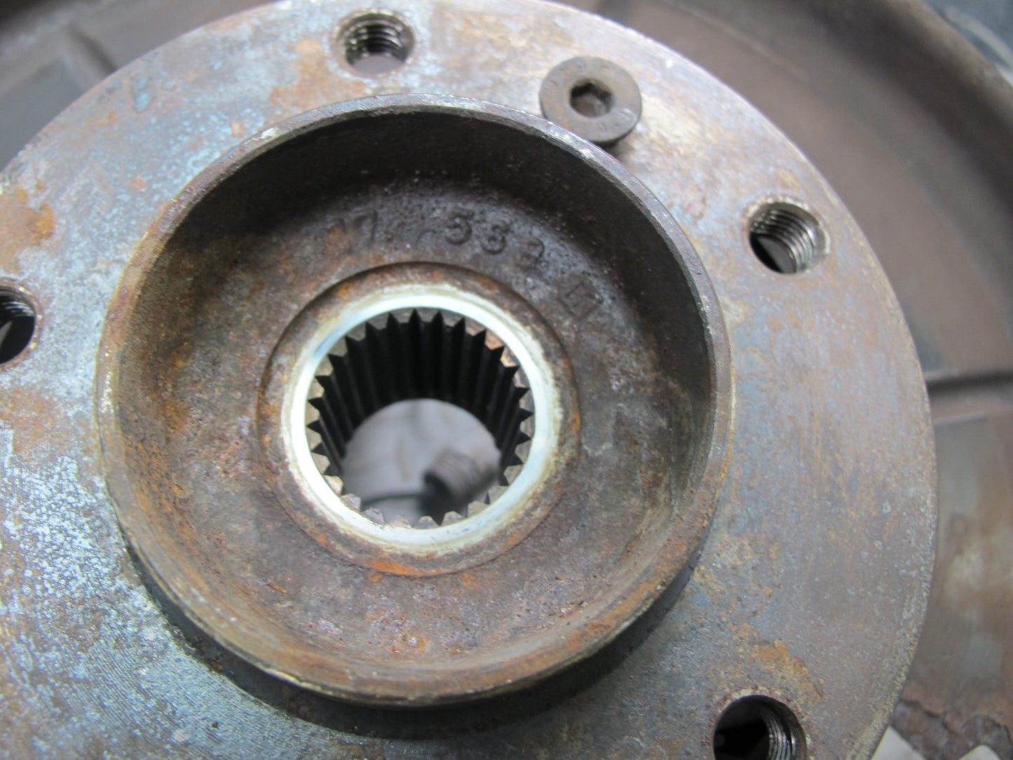 94-97 BMW E36 Conv RWD Rear Right Trailing Arm Knuckle Wheel Hub Bearing OEM