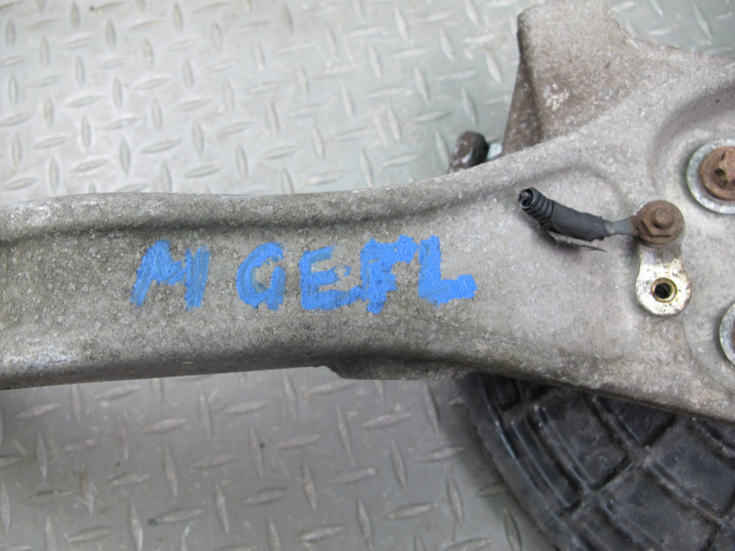 14-17 Maserati Ghibli SQ4 Front Left Wheel Hub Spindle Knuckle 40K Miles OEM