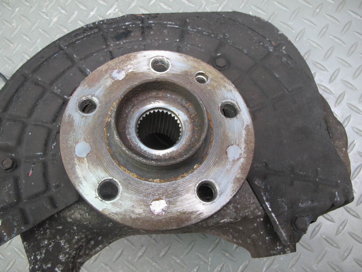 14-17 Maserati Ghibli SQ4 Front Left Wheel Hub Spindle Knuckle 40K Miles OEM