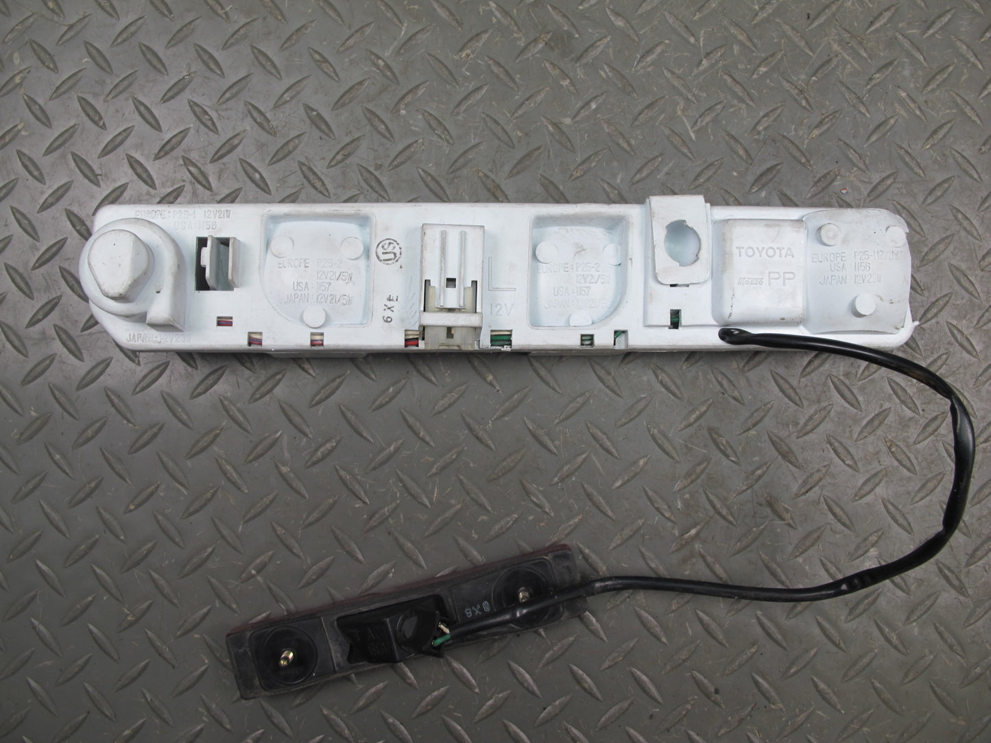 86-92 Toyota Supra MA71 Rear Left Side Marker Light Lamp w Lamp Holder OEM