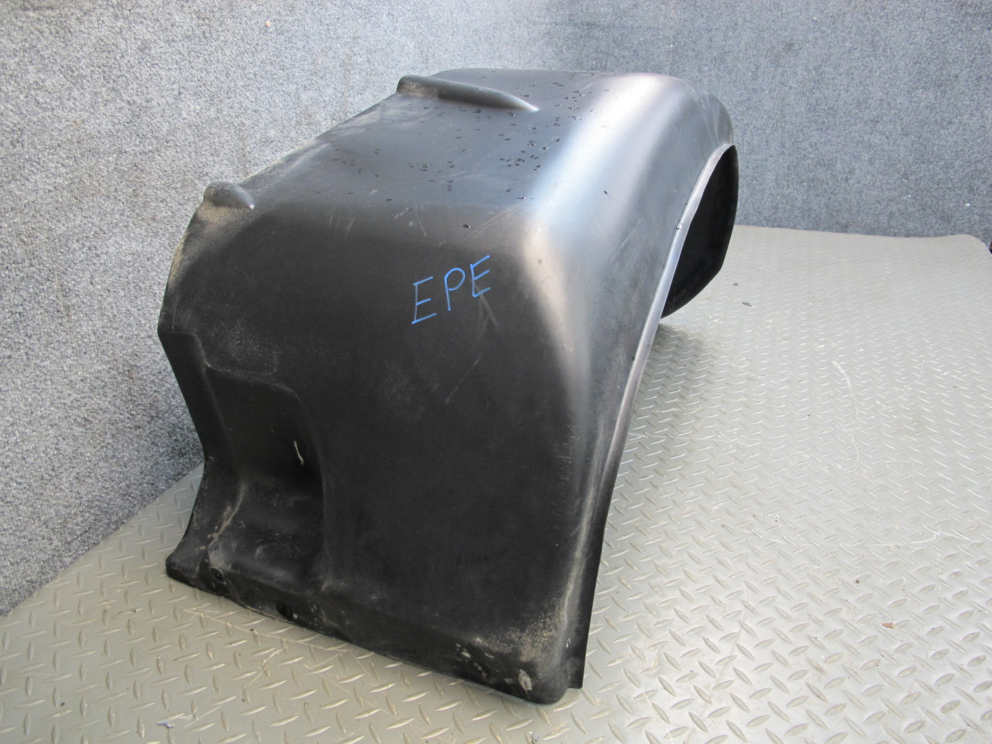 1984-1995 Porsche 928 S Front Left Driver Side Wheel Arch Fender Liner Cover