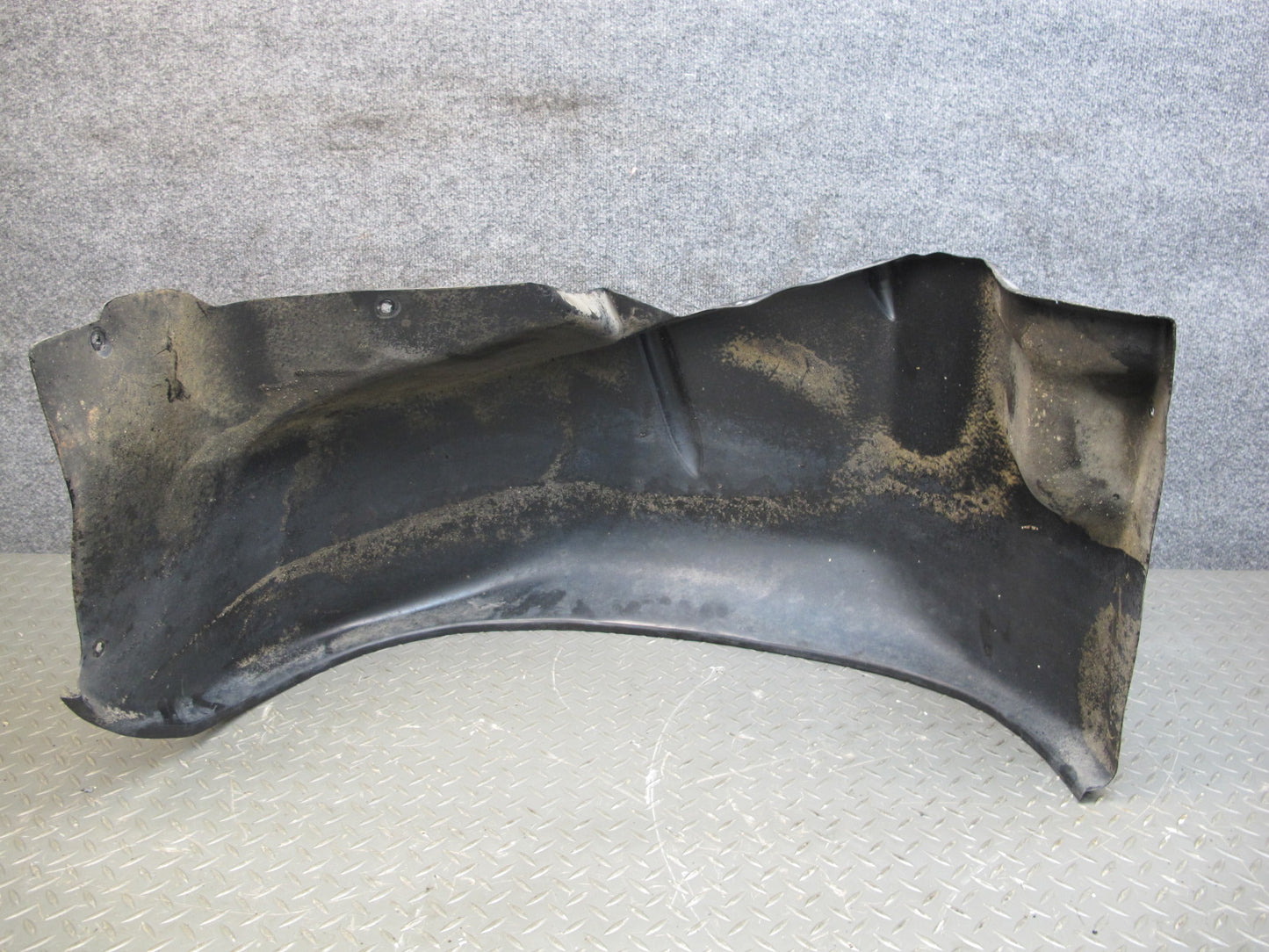 1984-1995 Porsche 928 S Front Left Driver Side Wheel Arch Fender Liner Cover