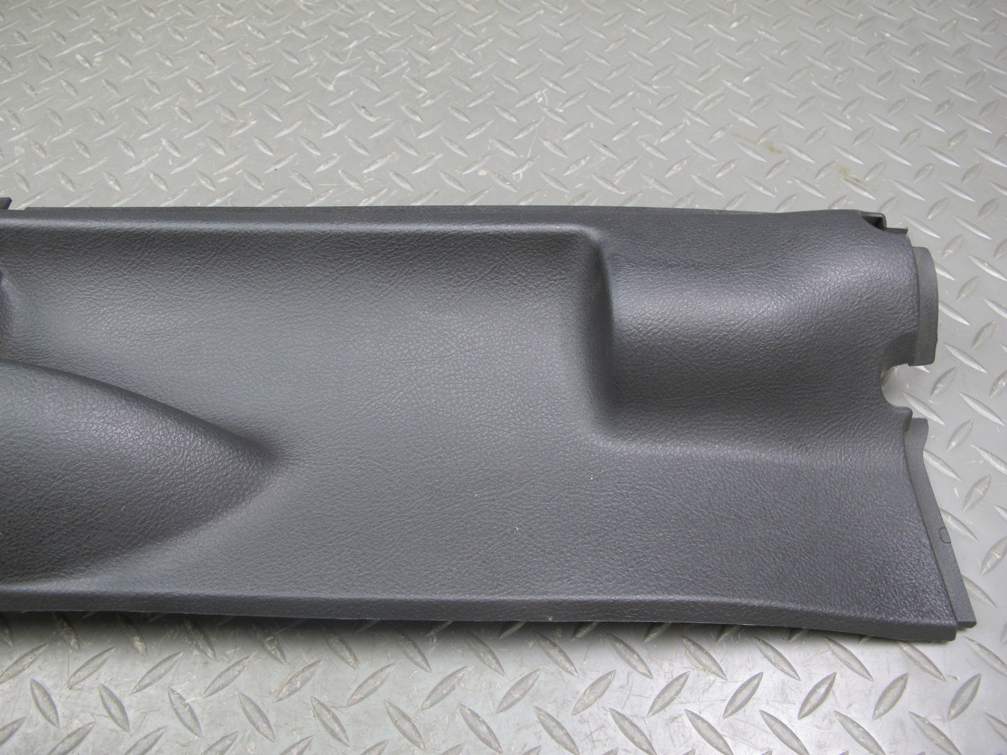 03-06 Chevrolet SSR Set of 2 Rear Left & Right Lower B Pillar Trim Cover OEM