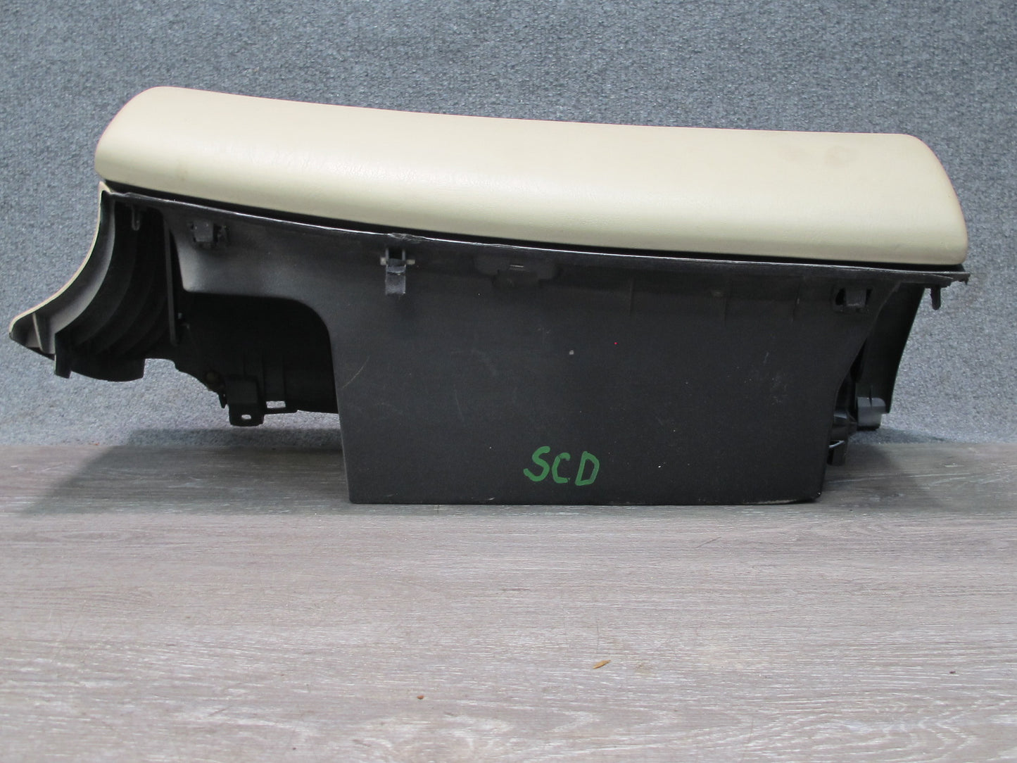 1992 Lexus UZZ30L SC300 SC400 Dash Glove Box Compartment Storage Cashmere OEM