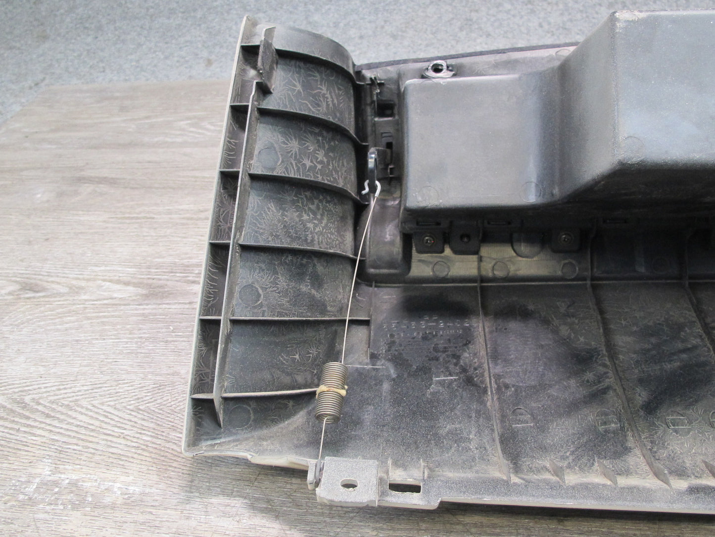 1992 Lexus UZZ30L SC300 SC400 Dash Glove Box Compartment Storage Cashmere OEM