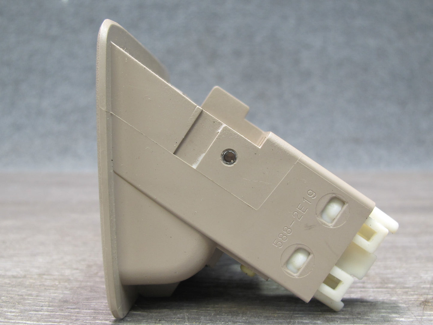 92-00 Lexus UZZ30L SC300 SC400 Fuel Door & Trunk Open Button Switch OEM