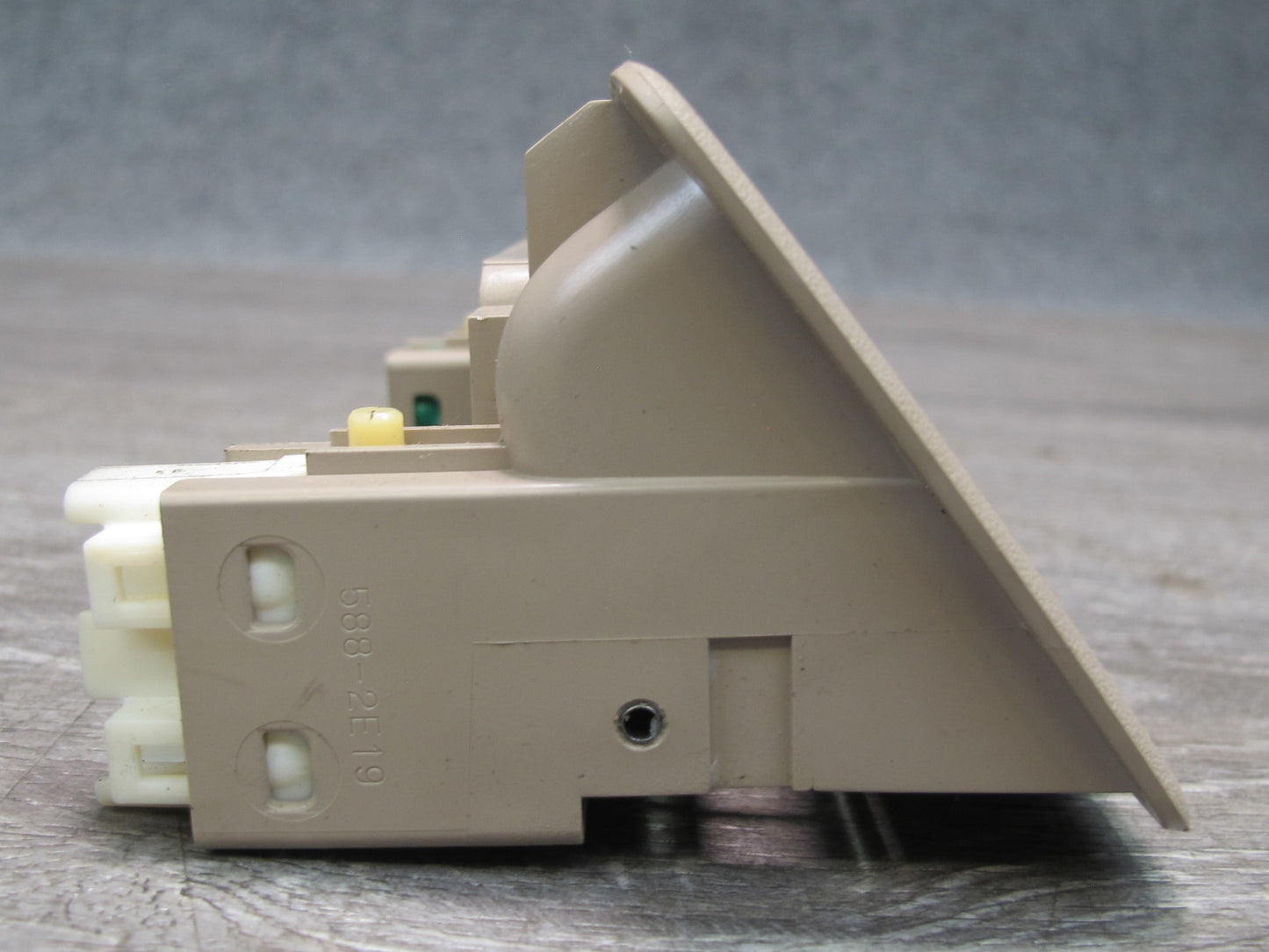 92-00 Lexus UZZ30L SC300 SC400 Fuel Door & Trunk Open Button Switch OEM